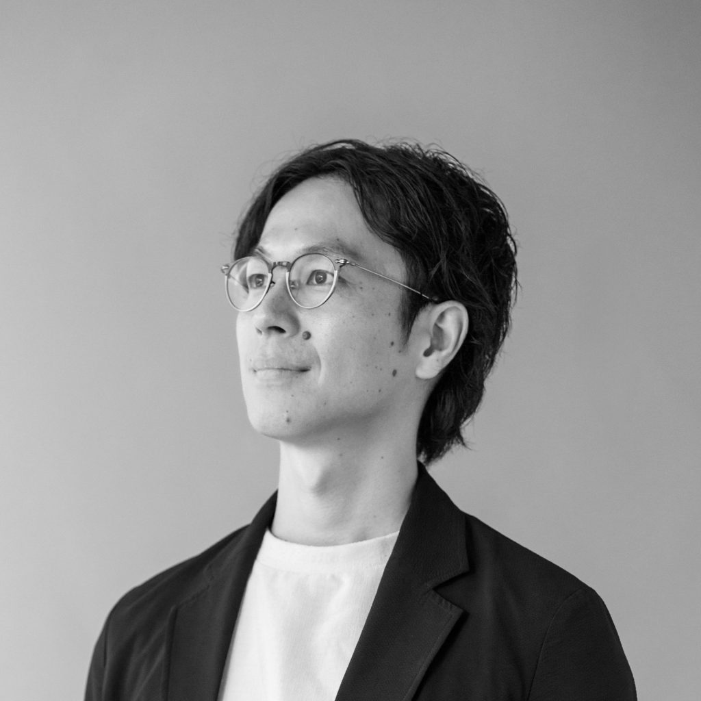 TOMOHIKO MORIKAWA